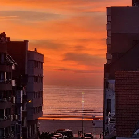 Apartment Kunstenaarslaan De Panne